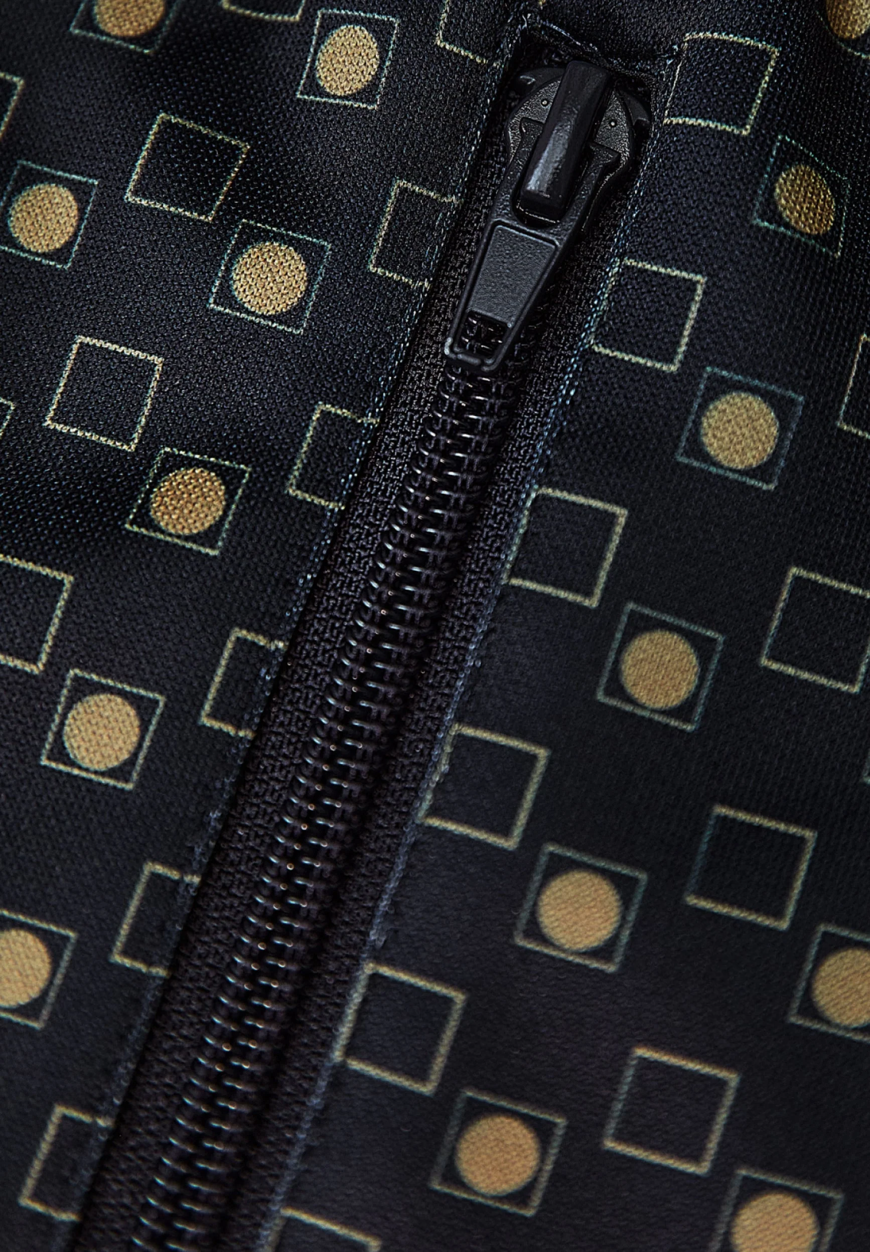 THE RETRO TRACK JACKET - Image 4