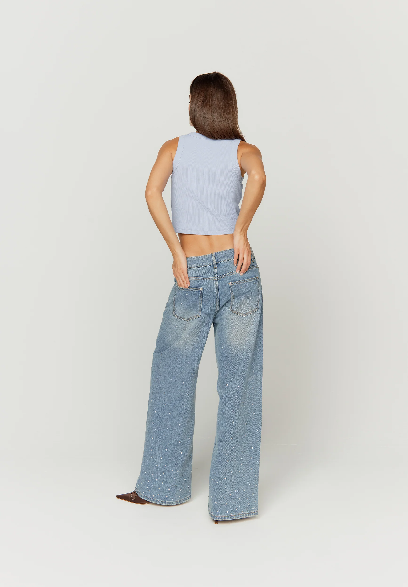 THE CROPPED FAMILY TANK - Image 5